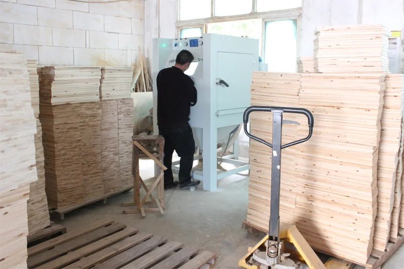 Wooden Christmas Decor Manufacturing